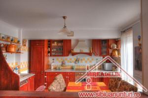 INCHIRIEZ APARTAMENT 4 CAMERE,   116 MP,   PADUREA DUMBRAVA