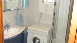 Inchiriez Apt 2 camere in Bucuresti