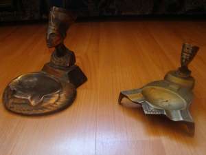 Vand obiect decor scrumiera metalica