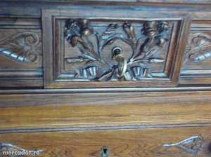 Comoda de stil Henri II ,  epoca 1900 in lemn de nuc cu placa de marmura