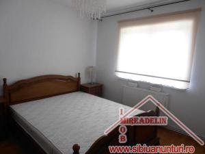 INCHIRIEZ APARTAMENT 3 CAMERE,   TURNISOR