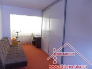 INCHIRIEZ APARTAMENT 3 CAMERE,   TURNISOR