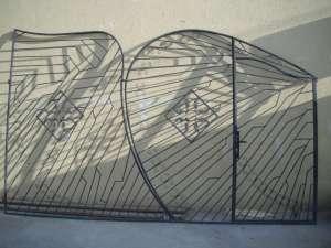 Poarta noua in forma de inima - fier forjat  / tel: 0742-424218 /