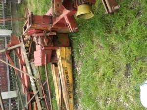 Vind 2 Buc. Silozera de Porumb 1 Rind Import