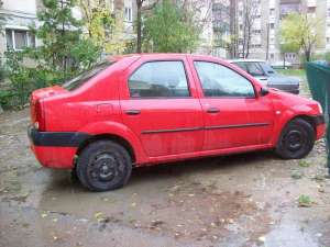 vand logan 1,   4 pret  3300 euro