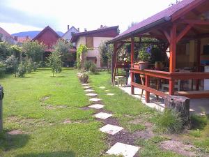 casa,   zona Aurel Valicu