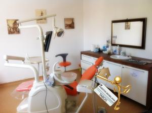 De vanzare afacere cabinet stomatologic complet utilat Sibiu
