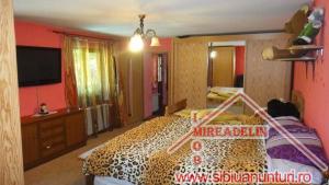 VAND CASA,   7 camere,   PIATA CLUJ