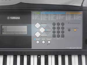 Vand orga Yamaha PSR E233