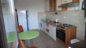 Inchiriez ap. 1 camere ulcentral Lux