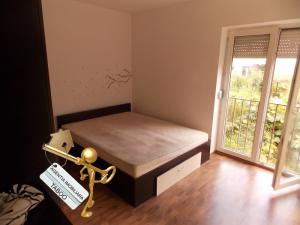 Apartament de vanzara 2 camere zona Strand