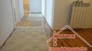 INCHIRIEZ APARTAMENT 3 CAMERE,   MIHAI VITEAZU