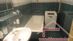 INCHIRIEZ APARTAMENT 3 CAMERE,   PIATA CLUJ