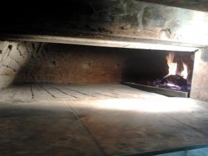 Execut lucrari constructii cuptoare pe vatra din caramida