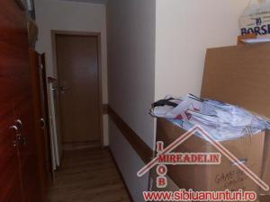 INCHIRIEZ SPATIU BIROURI,   ZONA CENTRALA