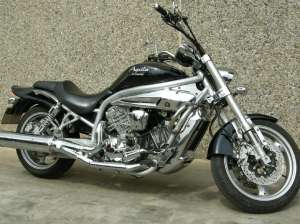 Sport Cruiser Hyosung Aquila GV 650