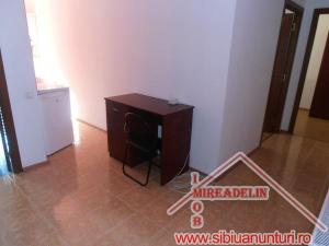INCHIRIEZ APARTAMENT 2 CAMERE,   ZONA CALEA DUMBRAVII