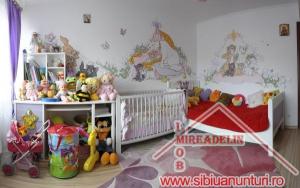 VAND APARTAMENT 4 CAMERE,   116 MP,   PADUREA DUMBRAVA