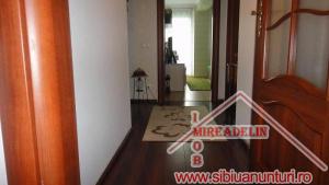 VAND APARTAMENT 4 CAMERE,   116 MP,   PADUREA DUMBRAVA
