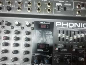 vand mixer amplificat phonic powerpod k12 plus-1400 ron
