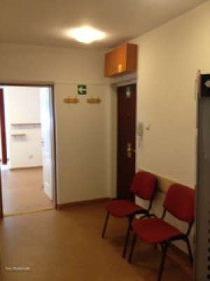 Inchiriez spatiu comercial
