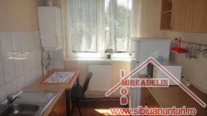 INCHIRIEZ APARTAMENT 2 CAMERE,   MILEA