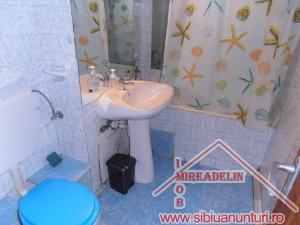 INCHIRIEZ APARTAMENT 2 CAMERE,  ZONA RAHOVA