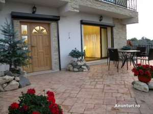 Inchiriez vila lux Postavari