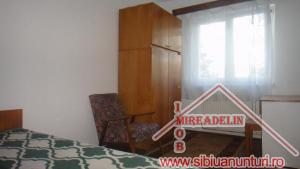 INCHIRIEZ APARTAMENT 3 CAMERE,   Hipodrom II