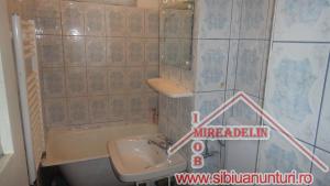INCHIRIEZ APARTAMENT 3 CAMERE,   Hipodrom II