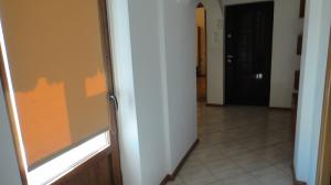 inchiriez ap. 2 camere central Podul de Fier