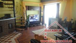 VAND MANSARDA 3 CAMERE ZONA TEREZIAN