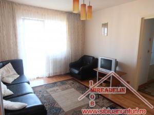 INCHIRIEZ APARTAMENT 3 CAMERE,   B-dul VASILE MILEA