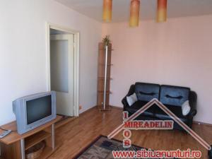 INCHIRIEZ APARTAMENT 3 CAMERE,   B-dul VASILE MILEA