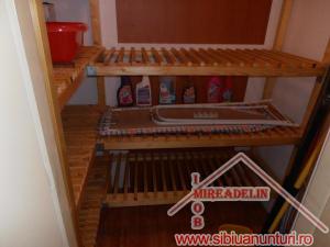 INCHIRIEZ APARTAMENT 3 CAMERE,   B-dul VASILE MILEA