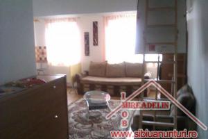 INCHIRIEZ APARTAMENT 3 CAMERE ,   ZONA VALEA AURIE