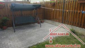 VAND VILA IN DUPLEX,   ZONA TURNISOR