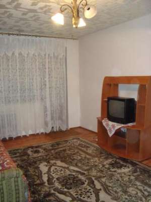 Particuloar inchiriez apartament 2 camere