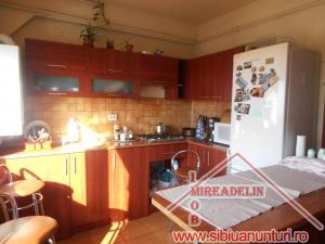 INCHIRIEZ APARTAMENT 2 CAMERE,  VASILE AARON