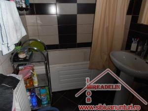 INCHIRIEZ APARTAMENT 2 CAMERE,  VASILE AARON