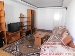 INCHIRIEZ APARTAMENT 2 CAMERE,   ZONA STRAND