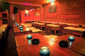 Bar Club & Cafenea zona Semicentrala