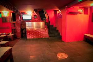Bar Club & Cafenea zona Semicentrala