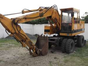 EXCAVATOR Caterpillar 206B FT  tel: 0741-706689