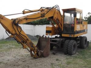 EXCAVATOR Caterpillar 206B FT  tel: 0741-706689