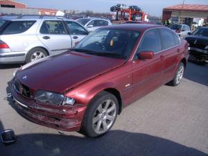 VAND PIESE BMW 320d BENZINA E46 ELEMENTE CAROSERIE,    CHIULOASA,    CUTIE VITEZE MANUALA 5 TREPTE  