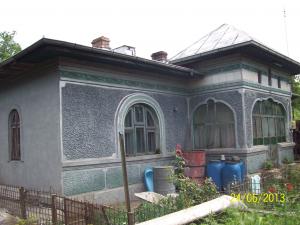 VANZARE  CASA