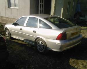 dezmembrez vectra B diesel