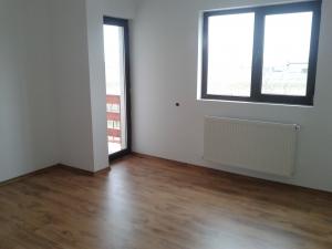 OFERTA! Vila Domnesti la asfalt