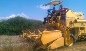 Vand combina NEW HOLLAND 1520 ANUL 1985